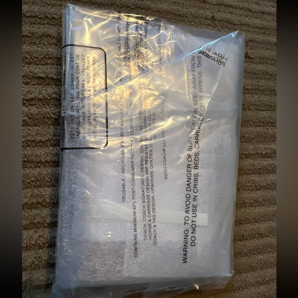 Coach Rocket Bag Charm nwt in packaging - Picture 3 of 3